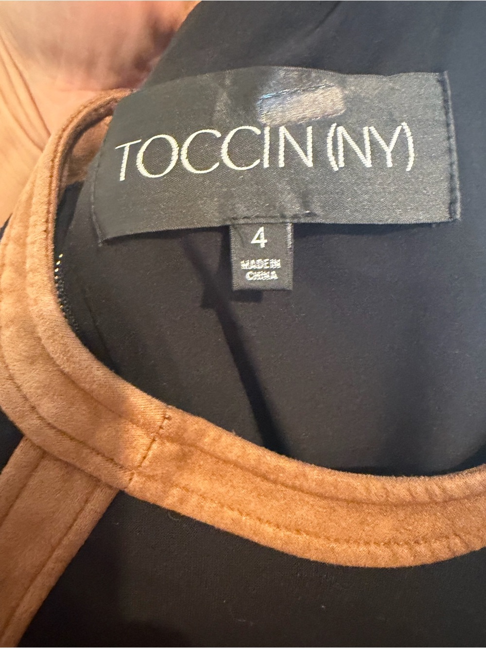 RTR - Toccin Black Mini dress Tan Trim -fully lined Sz 4 - Picture 14 of 14